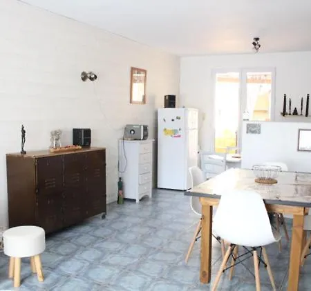 Apartment Moderne, Spacieux Au Coeur Du Grau